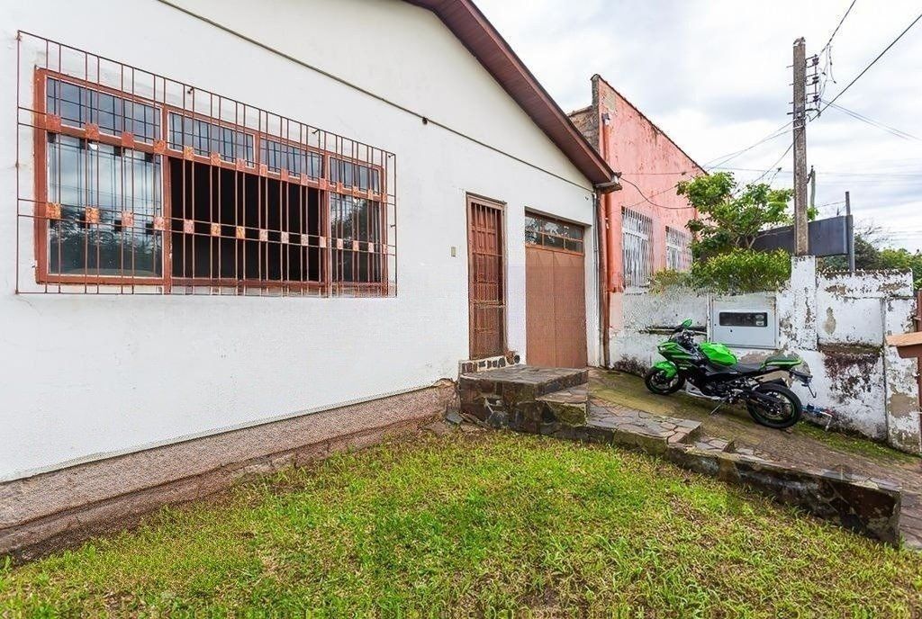 Casa de 3 dormitórios no bairro Jardim Itu — foto 1