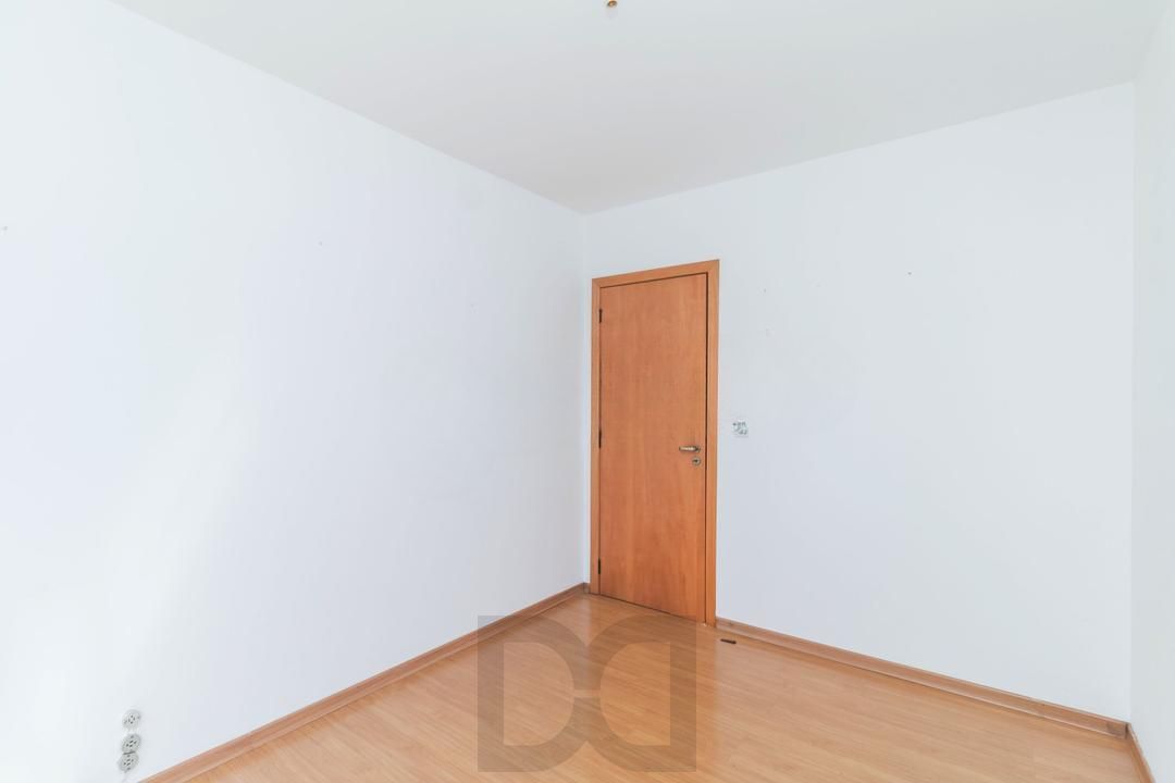 Apartamento de 2 dormitorios à venda no Bairro Vila Jardim - Porto Alegre — foto 7