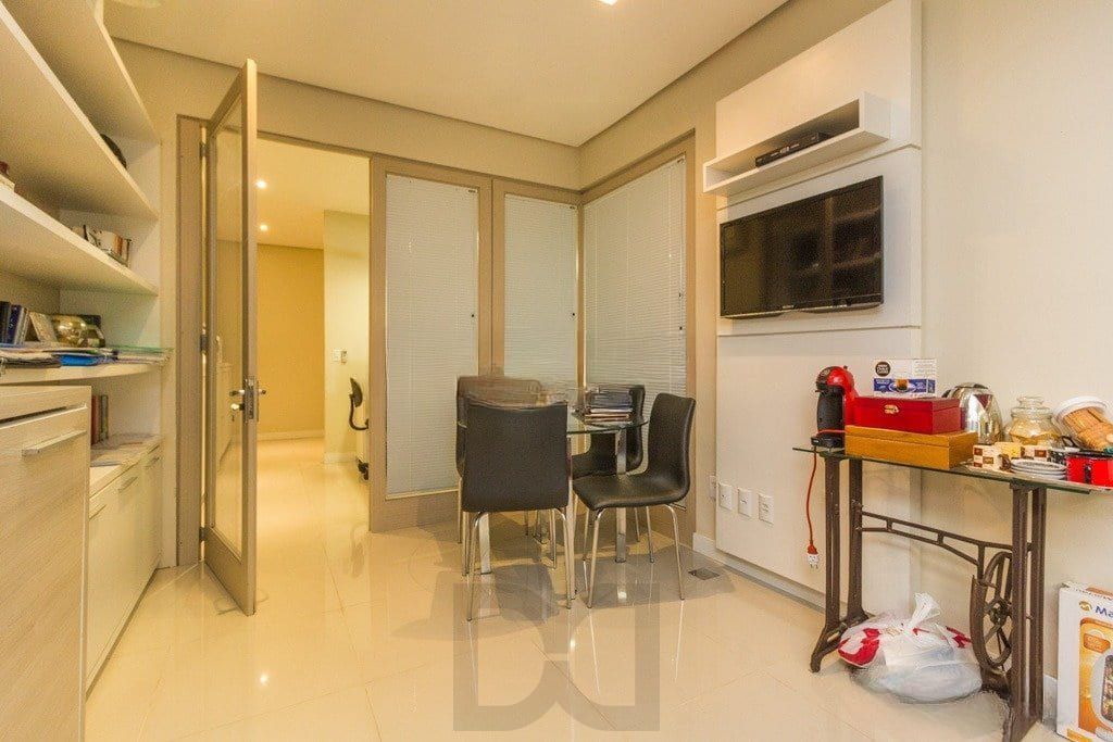 Sala/Conjunto à venda em Petrópolis, Porto Alegre. — foto 3