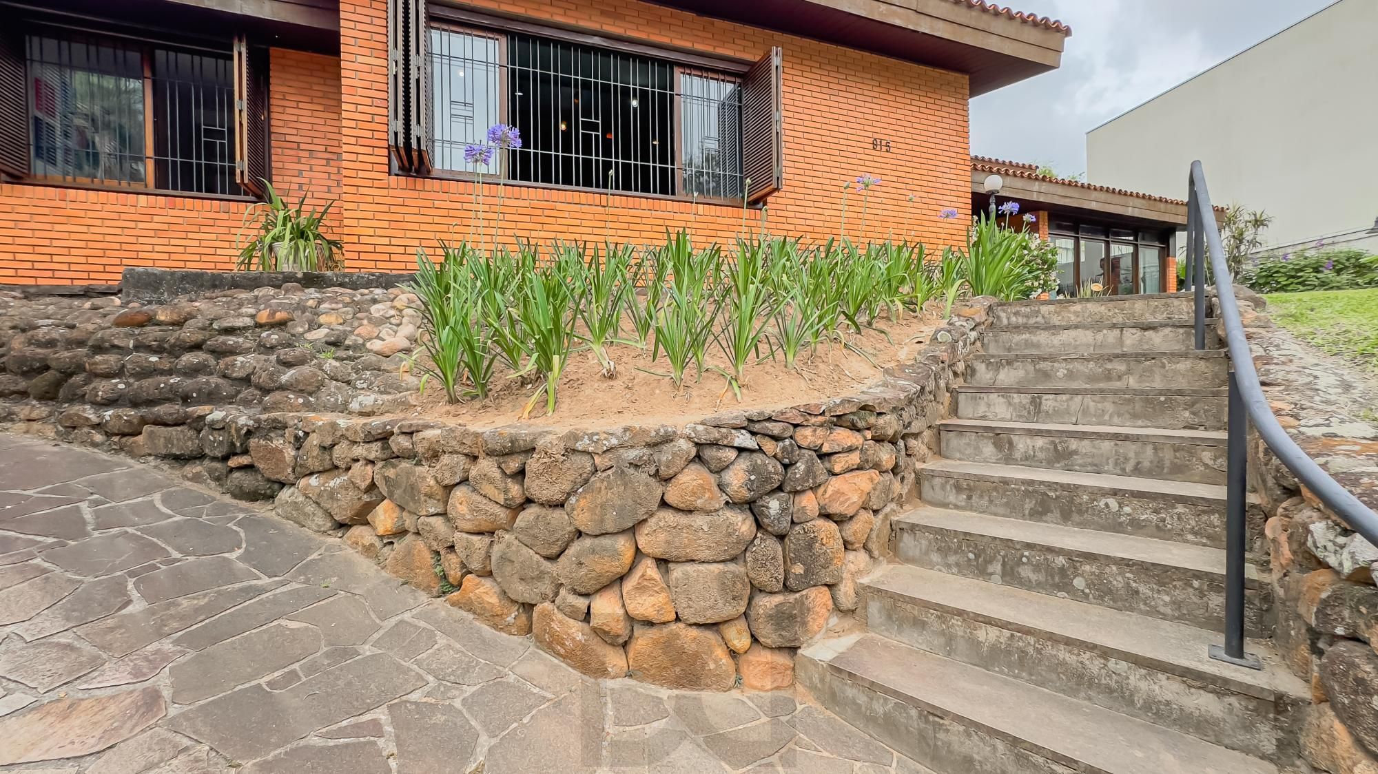 Casa com 3 quartos e 313m² à venda em Chácara das Pedras, Porto Alegre. Rua Joao Paetzel, Chácara Das Pedras, Porto Alegre — foto 20