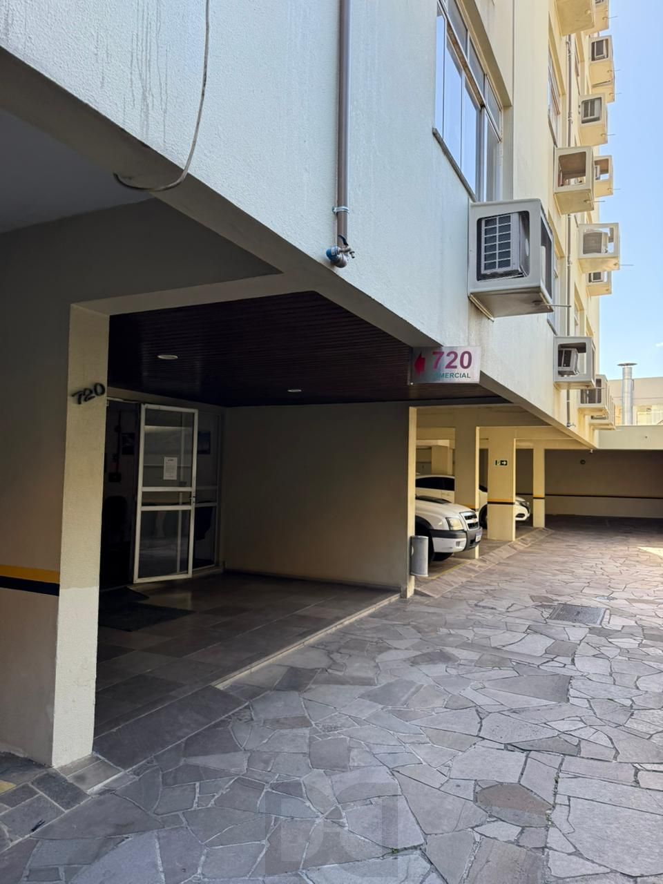 Sala Comercial à venda no bairro Menino Deus – Porto Alegre — foto 13