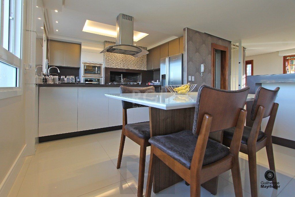 Casa para Venda - 445.52m², 4 dormitórios, sendo 4 suites, 4 vagas - Teresópolis — foto 9