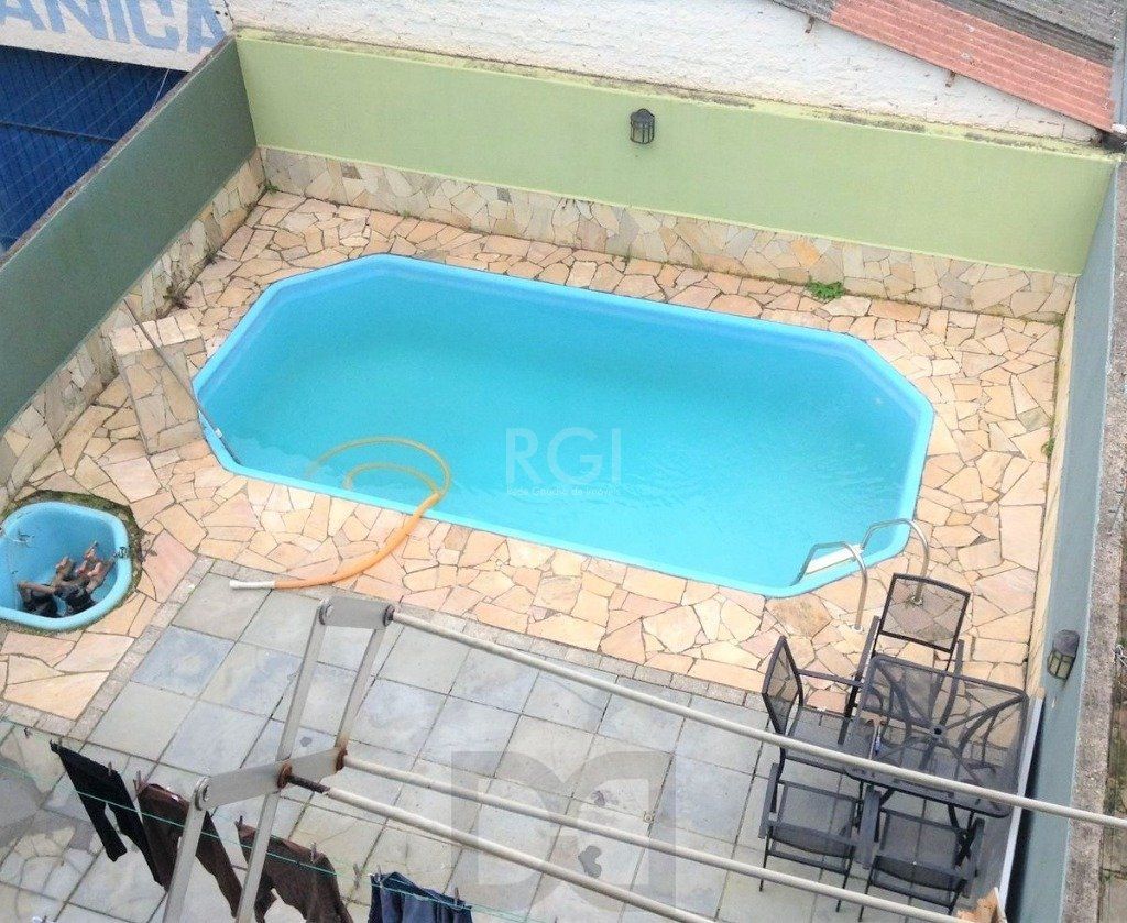 Casa para Venda - 202m², 4 dormitórios, sendo 1 suites, 3 vagas - Petrópolis — foto 25