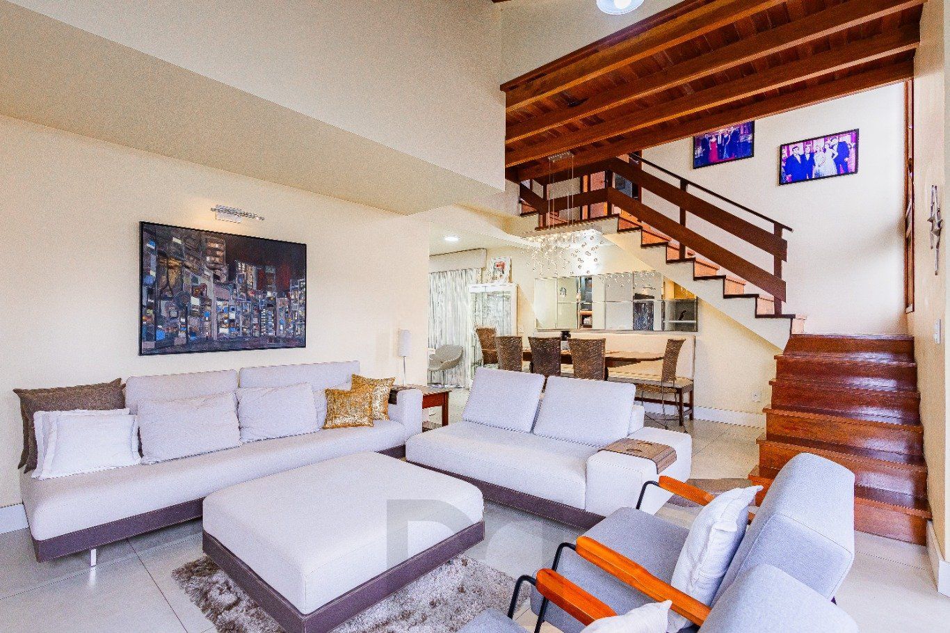 Casa de 4 dormitórios e 208m² à venda no Bairro Jardim Botânico, Porto Alegre. — foto 4