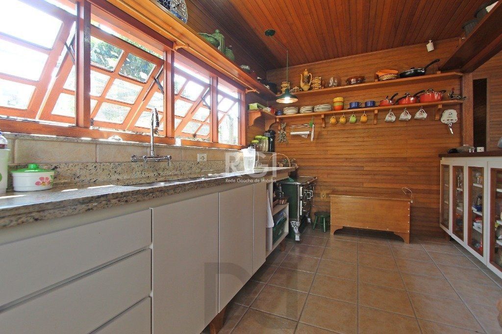 Casa para Venda - 205m², 2 dormitórios, sendo 1 suites, 4 vagas - Cristal — foto 13