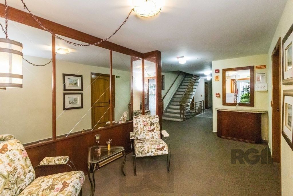 Apartamento 86m² - 3 dormitórios, 2 banheiros, 1 vaga no bairro Petrópolis — foto 20