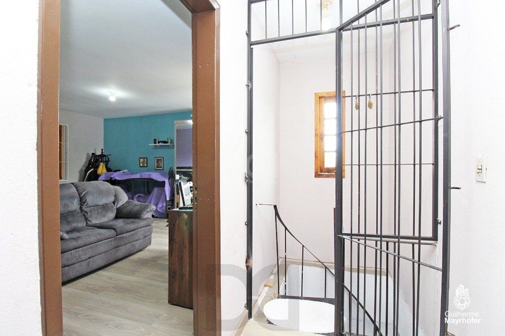 Casa para Venda - 220m², 2 dormitórios, sendo 2 suites, 3 vagas - Teresópolis — foto 22