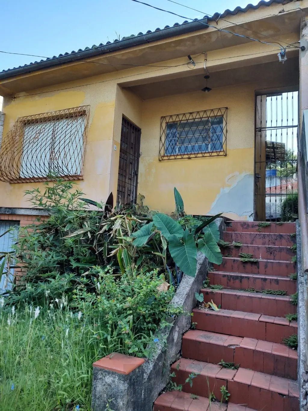 Casa com 3 dormitórios no bairro Petrópolis — foto 3