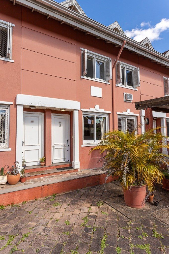 Casa em condomínio de 109m² - 3 dormitórios, 1 suíte e 1 vaga no bairro Teresópolis — foto 31