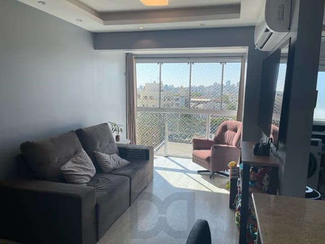 Apartamento de 2 dormitórios à venda em São Geraldo, Porto Alegre. — foto 1