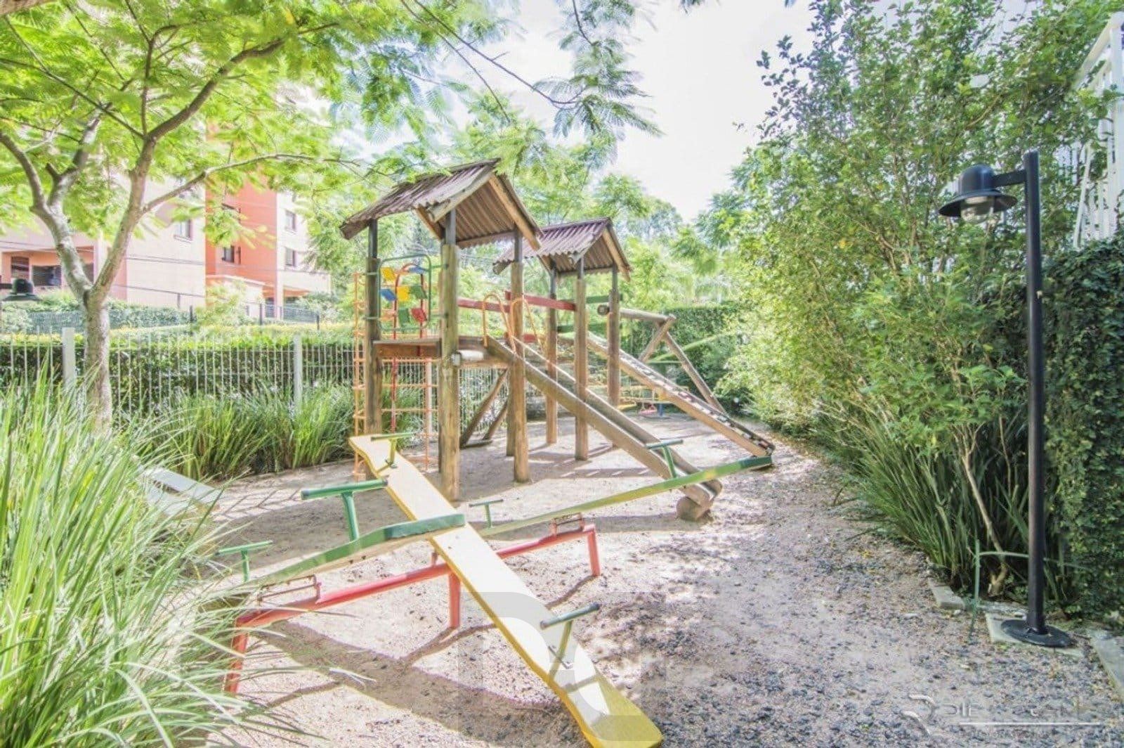 Apartamento de 3 dormitórios a venda no Bairro Jardim Carvalho, Porto Alegre — foto 15