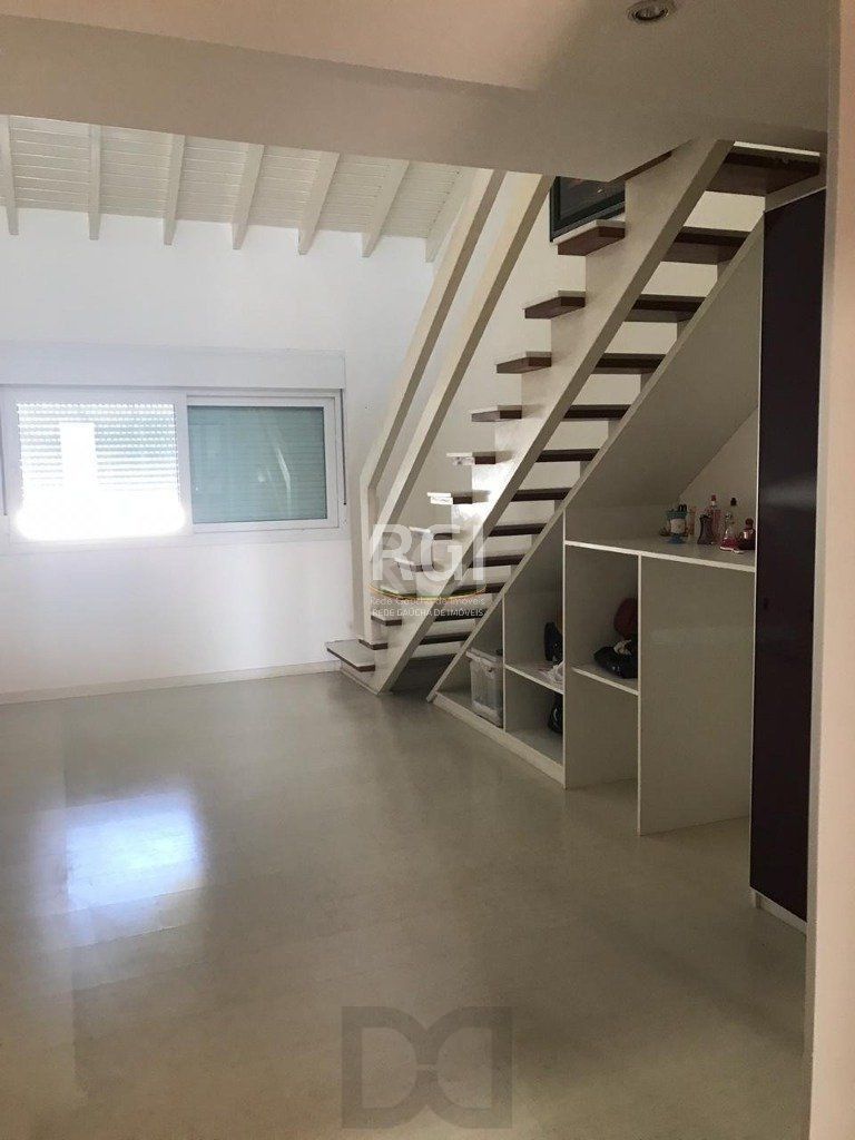 Casa para Venda - 319.25m², 6 dormitórios, sendo 4 suites, 3 vagas - Jardim Floresta — foto 6