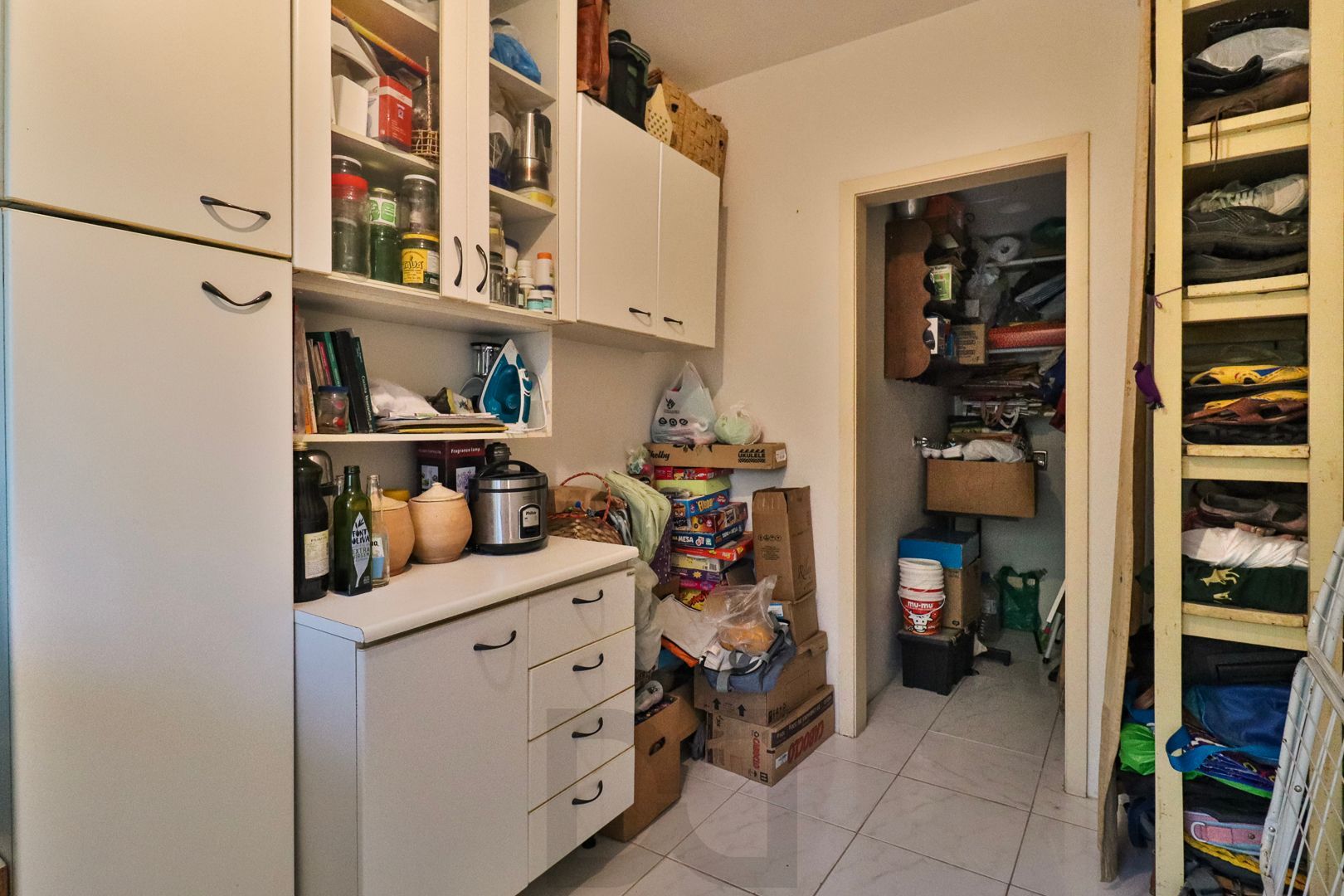 Apartamento para venda de 3 dormitórios, no bairro Teresópolis em Porto Alegre/RS. — foto 11