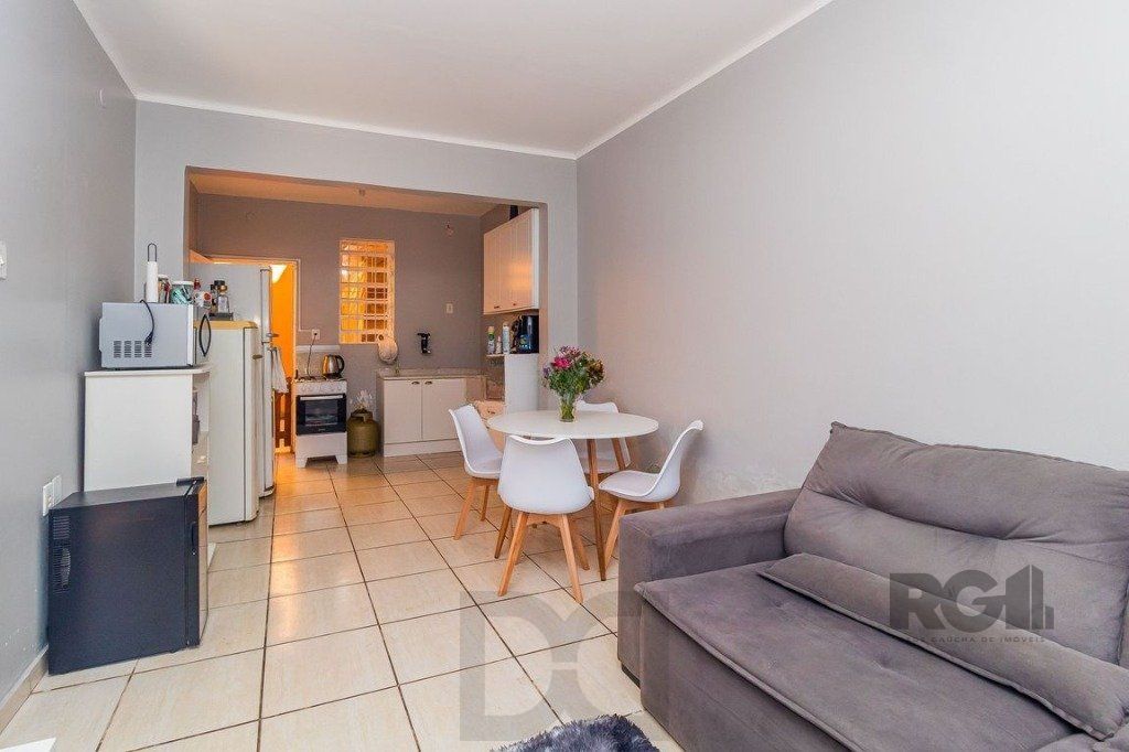 Casa com 99,73m², 2 dormitórios, 2 vagas no bairro Floresta — foto 4