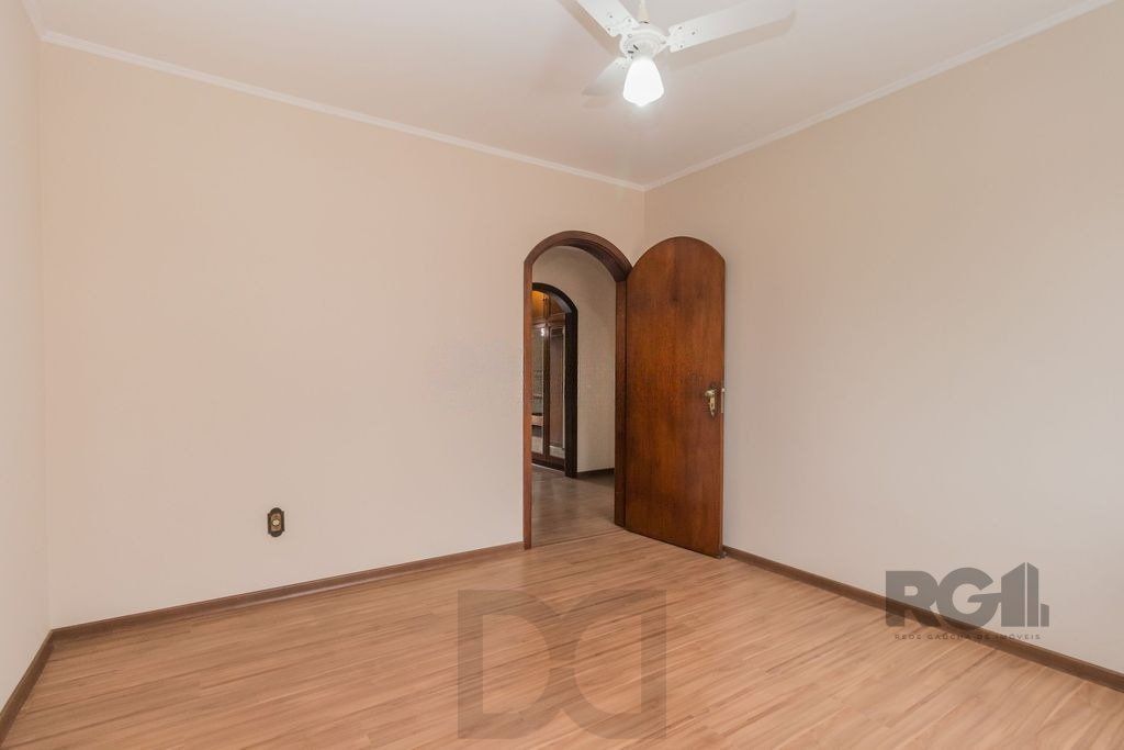 Casa com 287m², 5 dormitórios, piscina, 4 vagas no bairro Jardim Itu — foto 26