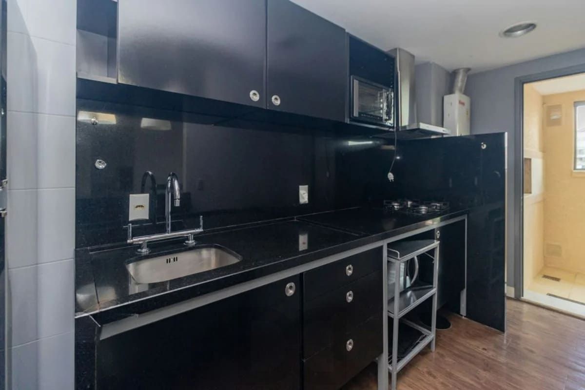 Apartamento de 1 dormitório à venda em Três Figueiras, Porto Alegre. — foto 11