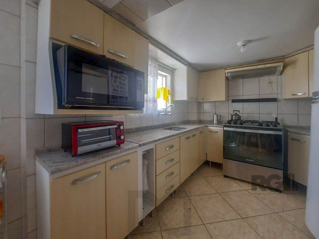 Excelente casa de 240m² com 4 dormitórios e 2 vagas. — foto 27