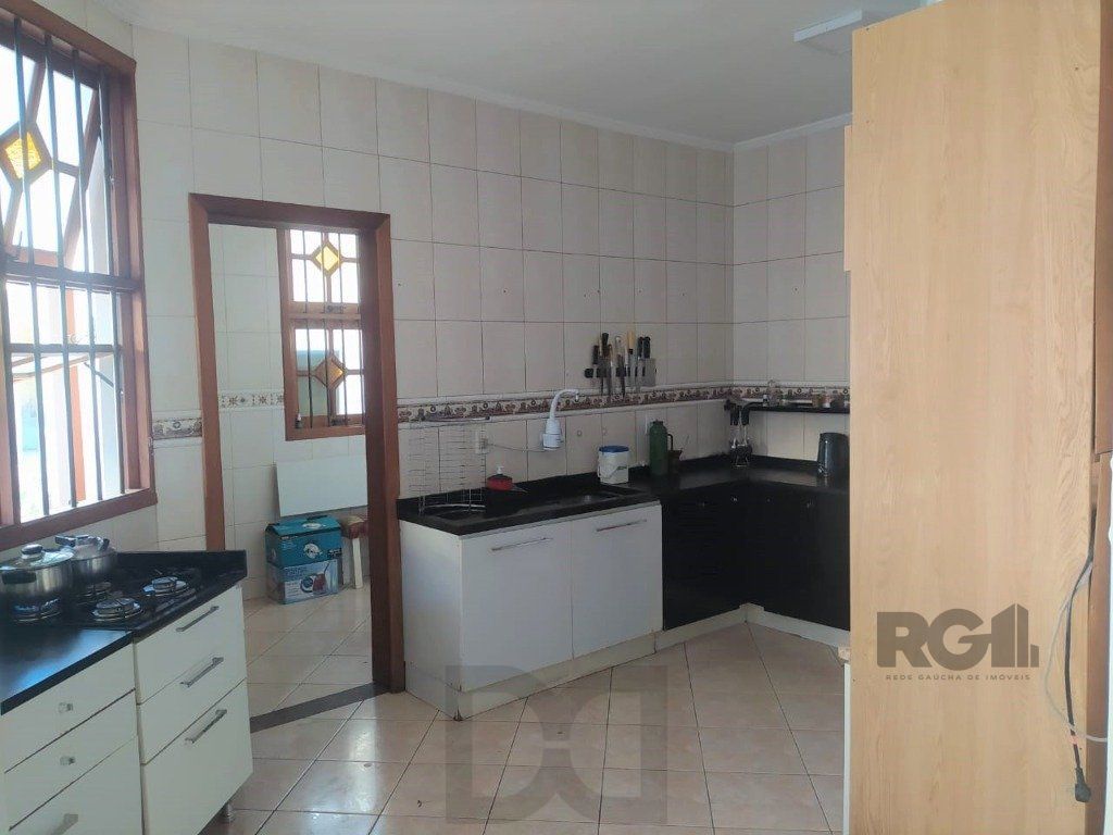 Casa 234m² - 3 dormitórios, 1 suíte e vaga para 6 carros no Jardim São Pedro — foto 18
