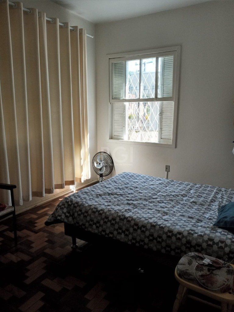Casa para Venda - 384m², 3 dormitórios, sendo 1 suites, 3 vagas - Teresópolis — foto 33