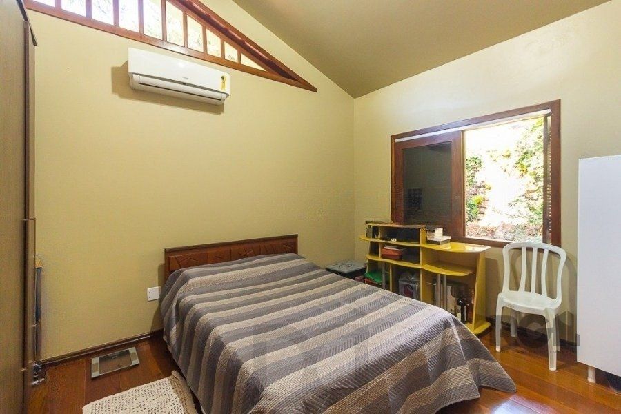 Casa 4 Dormitórios, piscina, bairro Teresópolis — foto 36