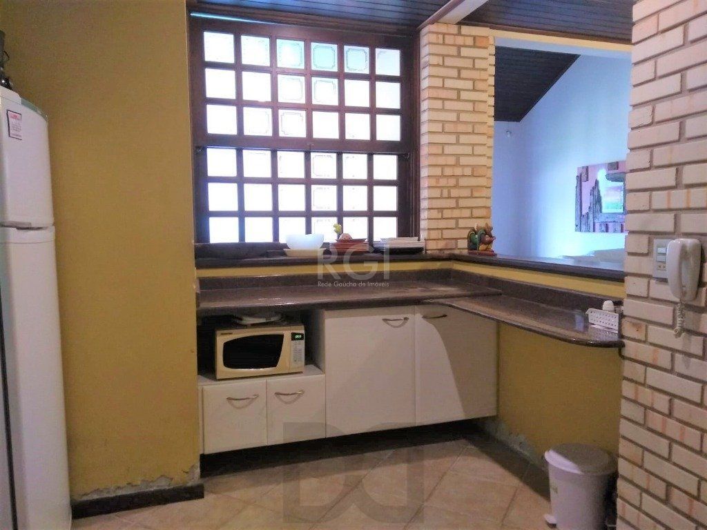 Casa para Venda - 219m², 3 dormitórios, sendo 1 suites, 4 vagas - Menino Deus — foto 6