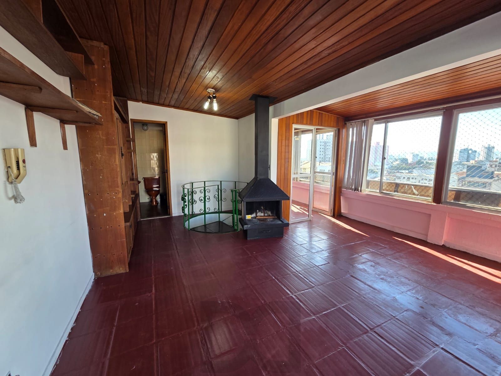 COBERTURA NO MENINO DEUS - 2 DORM, 2 BANH, 2 VAGAS COBERTAS - VISTA PANORÂMICA — foto 25
