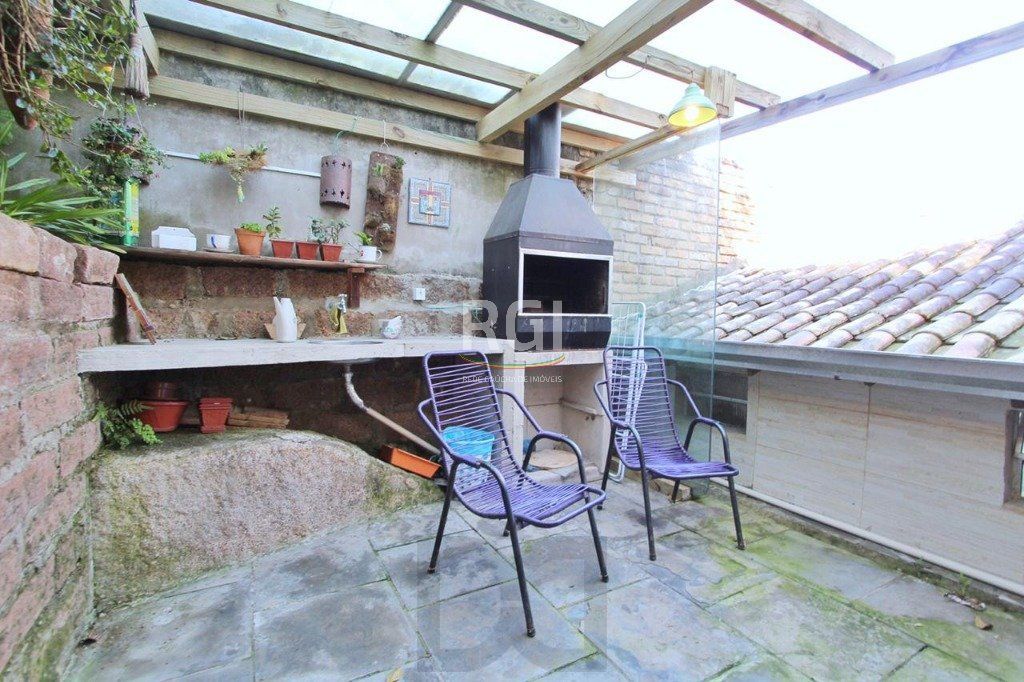 Casa para Venda - 269.06m², 4 dormitórios, sendo 2 suites, 5 vagas - Teresópolis — foto 22