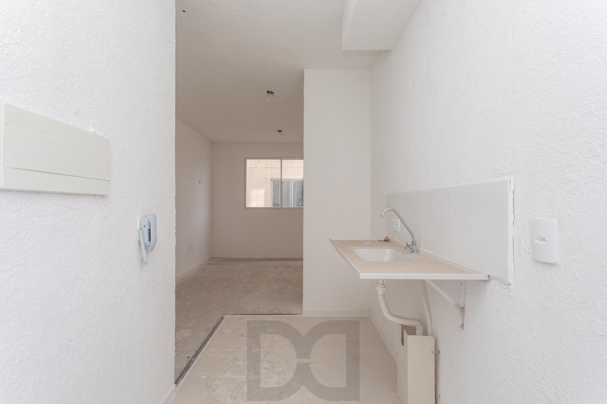 Apartamento á venda de 2 dormitórios no Bairro Protásio Alves. — foto 3