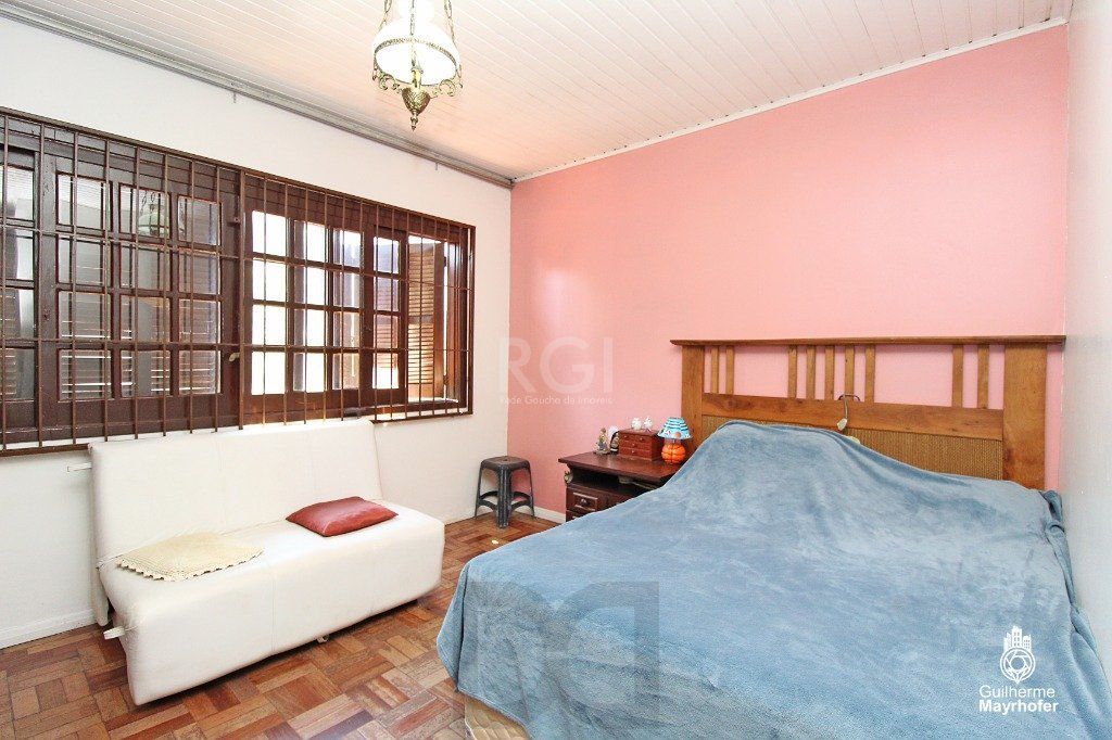 Casa para Venda - 202m², 4 dormitórios, sendo 1 suites, 3 vagas - Petrópolis — foto 14