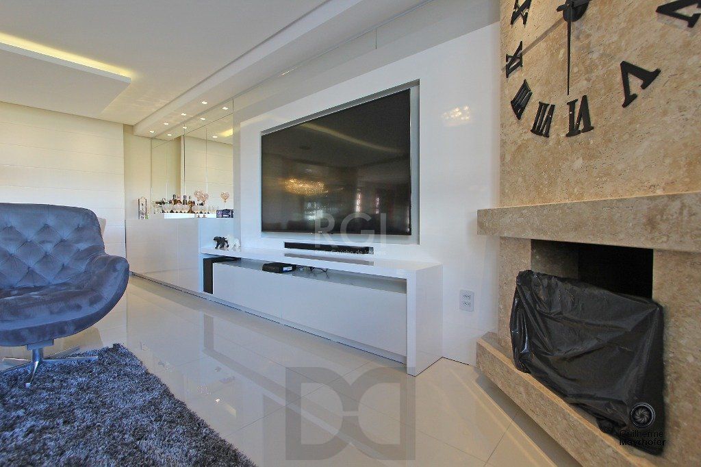 Casa para Venda - 445.52m², 4 dormitórios, sendo 4 suites, 4 vagas - Teresópolis — foto 8