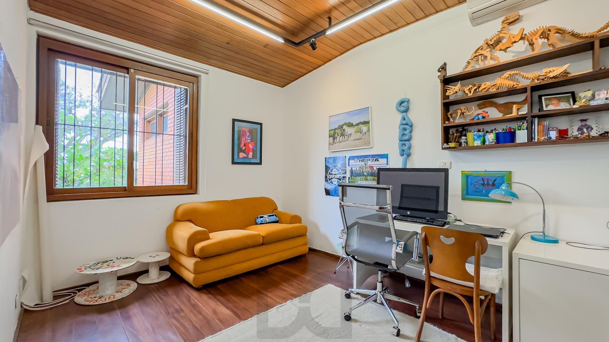 Casa com 3 quartos e 313m² à venda em Chácara das Pedras, Porto Alegre. Rua Joao Paetzel, Chácara Das Pedras, Porto Alegre — foto 38