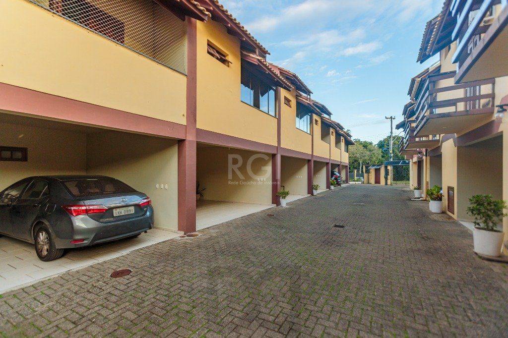 Casa 160m² - 3 dormitórios, 1 suíte, churrasqueira, terraço e 2 vagas de garagem no Guarujá — foto 25