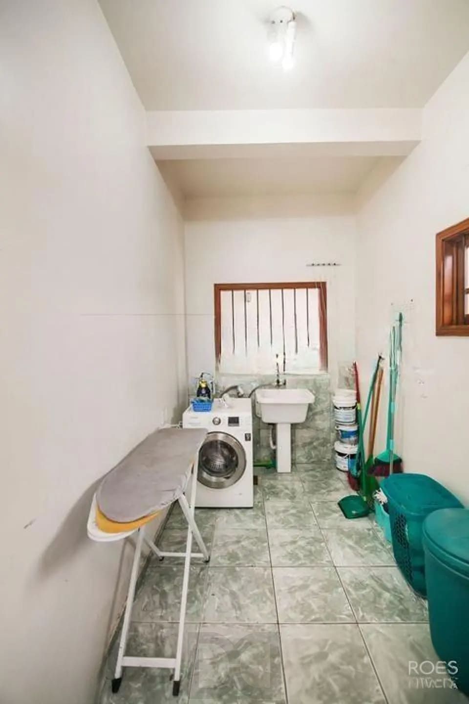 Casa de 4 dormitórios à venda no Bairro Rubem Berta, Porto Alegre. — foto 9