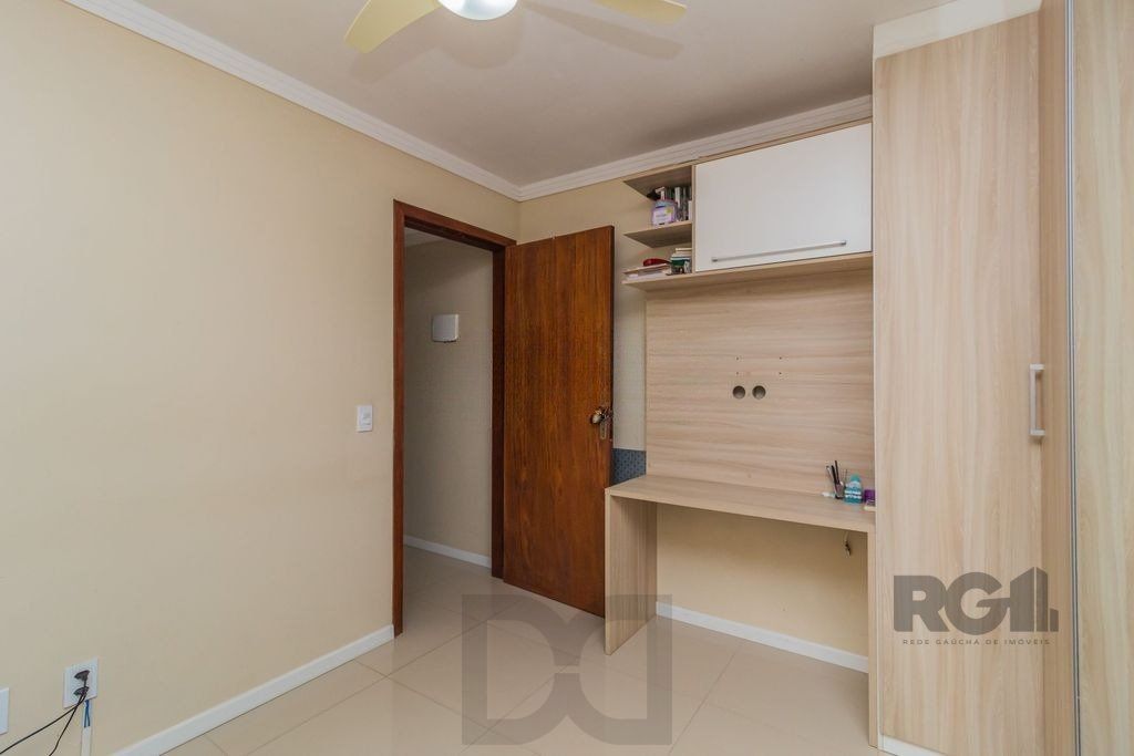Casa de 3 dormitórios no bairro Guarujá — foto 10