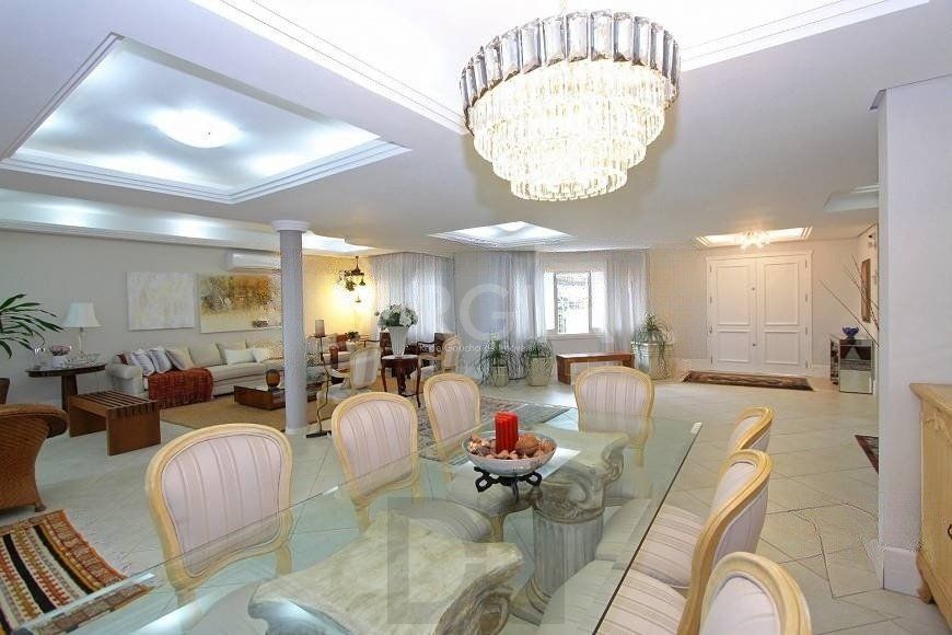 EXCELENTE CASA COM 4 DORMITÓRIOS, 6 VAGAS DE GARAGEM E VISTA PANORÂMICA. — foto 7