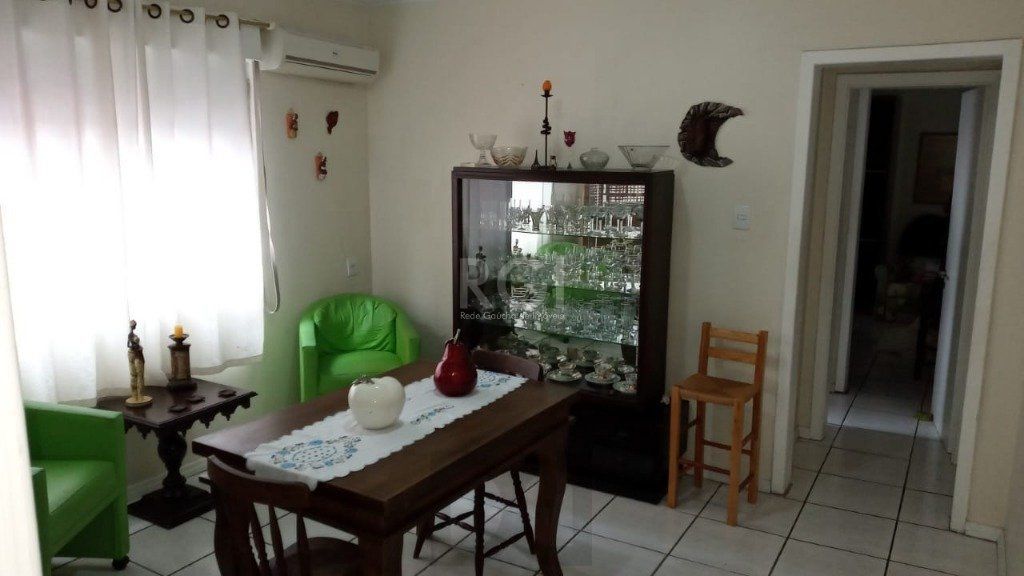 Casa para Venda - 174m², 3 dormitórios, sendo 1 suites, 3 vagas - Jardim Sabará — foto 10
