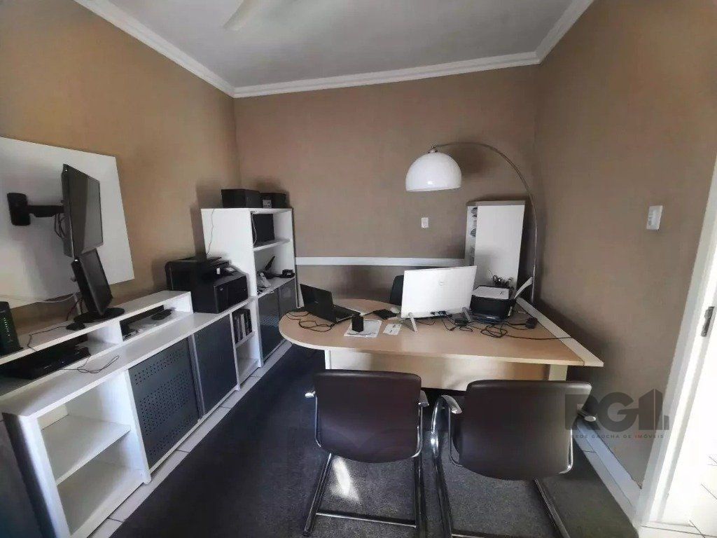 Casa de 3 dormitórios, no bairro Glória — foto 9