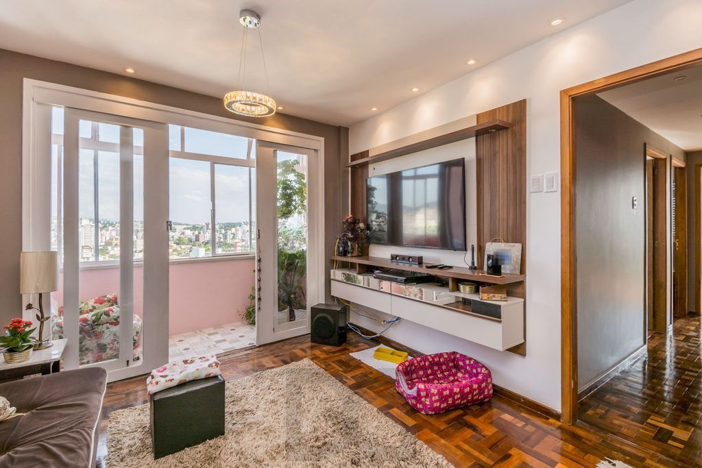 Apartamento de 3 dormitórios à venda no Bairro Rio Branco - Porto Alegre — foto 1