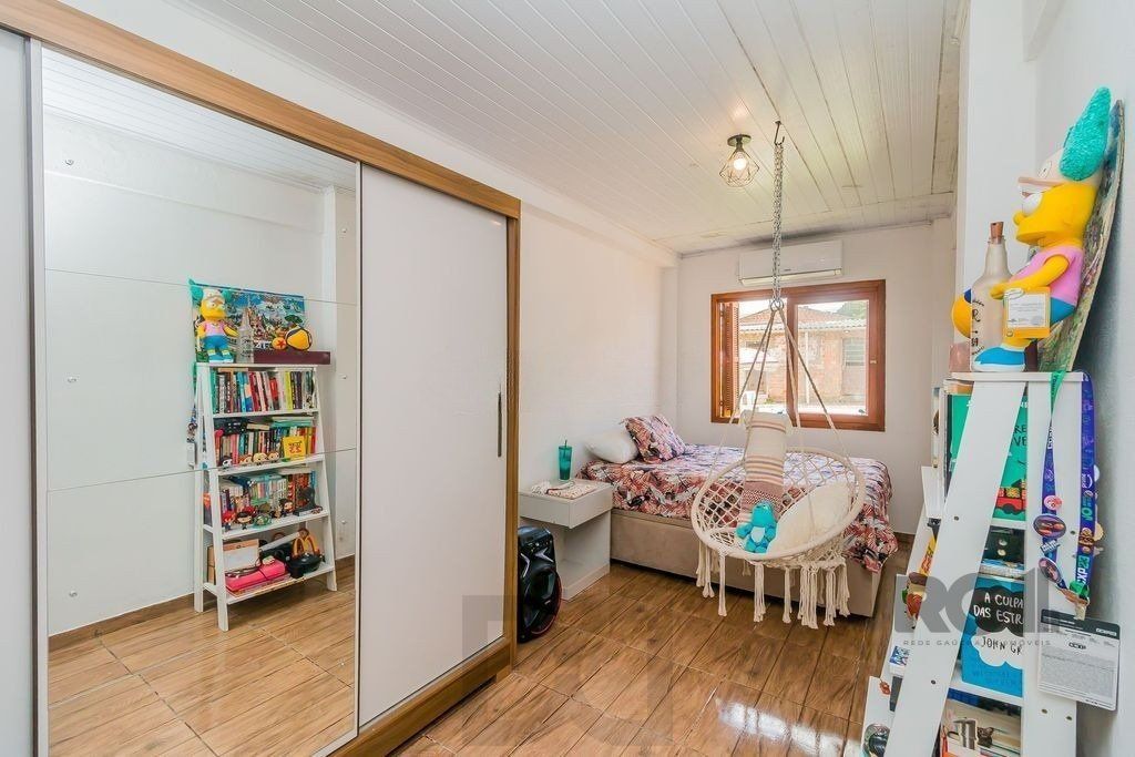 Casa de 2 dormitórios com 98m² no Bairro Lomba do Pinheiro — foto 13