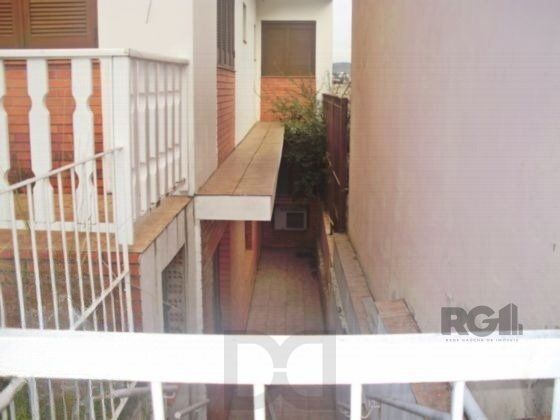 Casa para Venda - 218m², 5 dormitórios, sendo 1 suites, 2 vagas - Vila Nova — foto 16