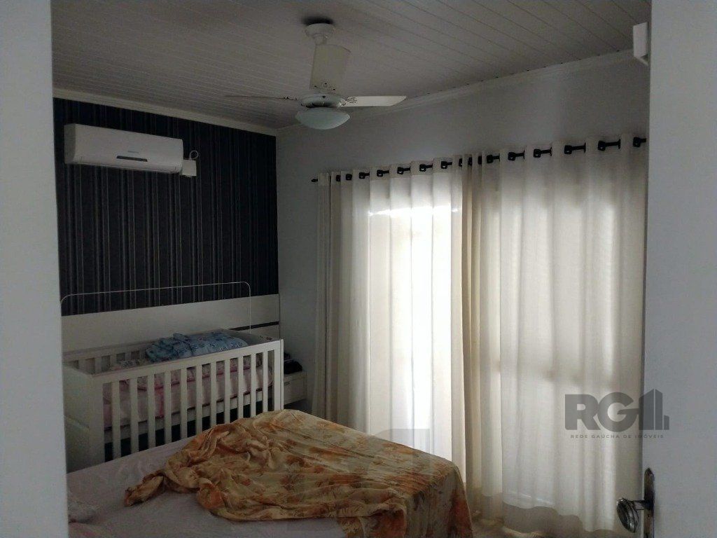Casa com 3 dormitórios no bairro Ipanema — foto 8