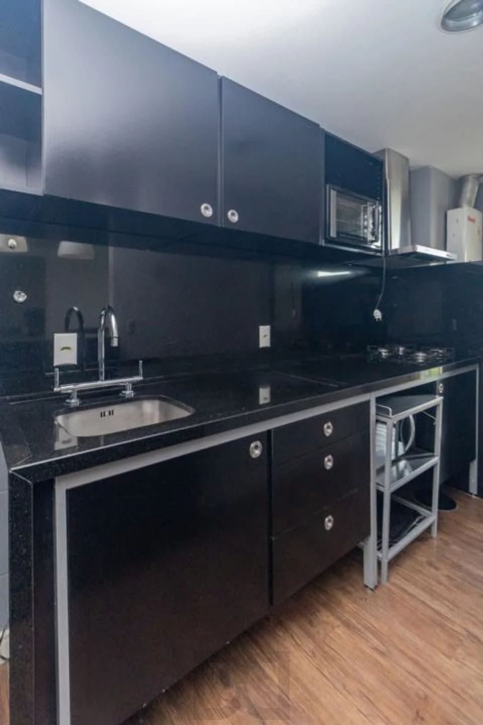 Apartamento de 1 dormitório à venda em Três Figueiras, Porto Alegre. — foto 9