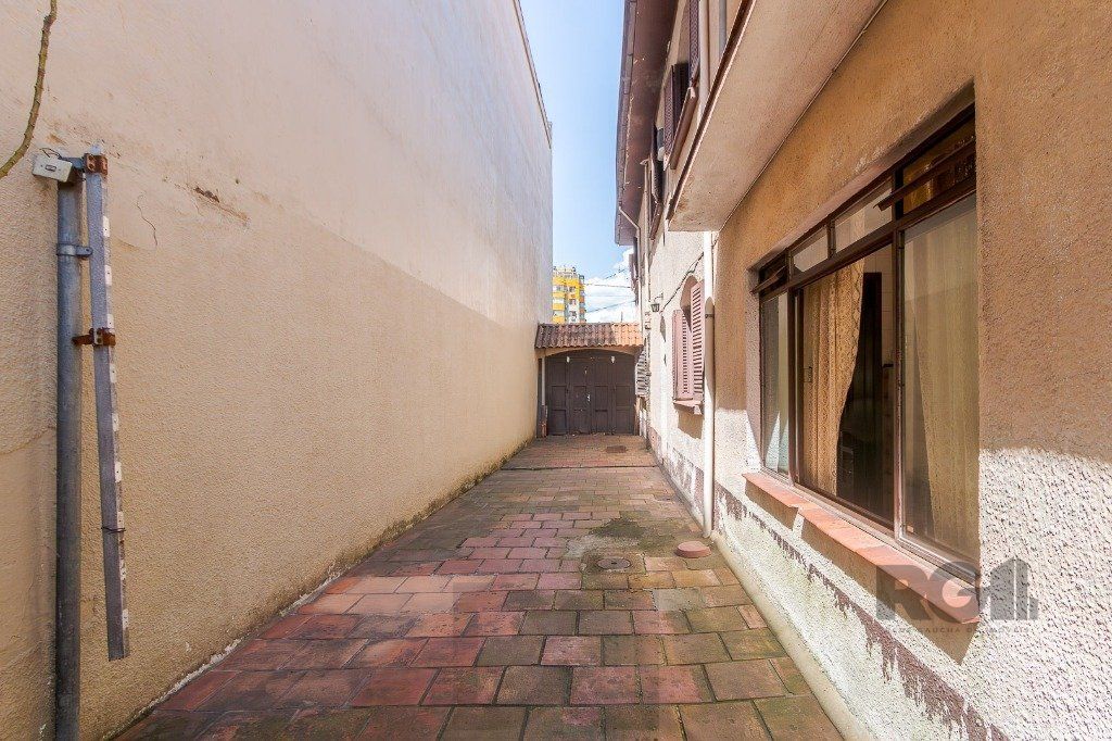Casa de 3 dormitórios no bairro Santa Cecília — foto 32