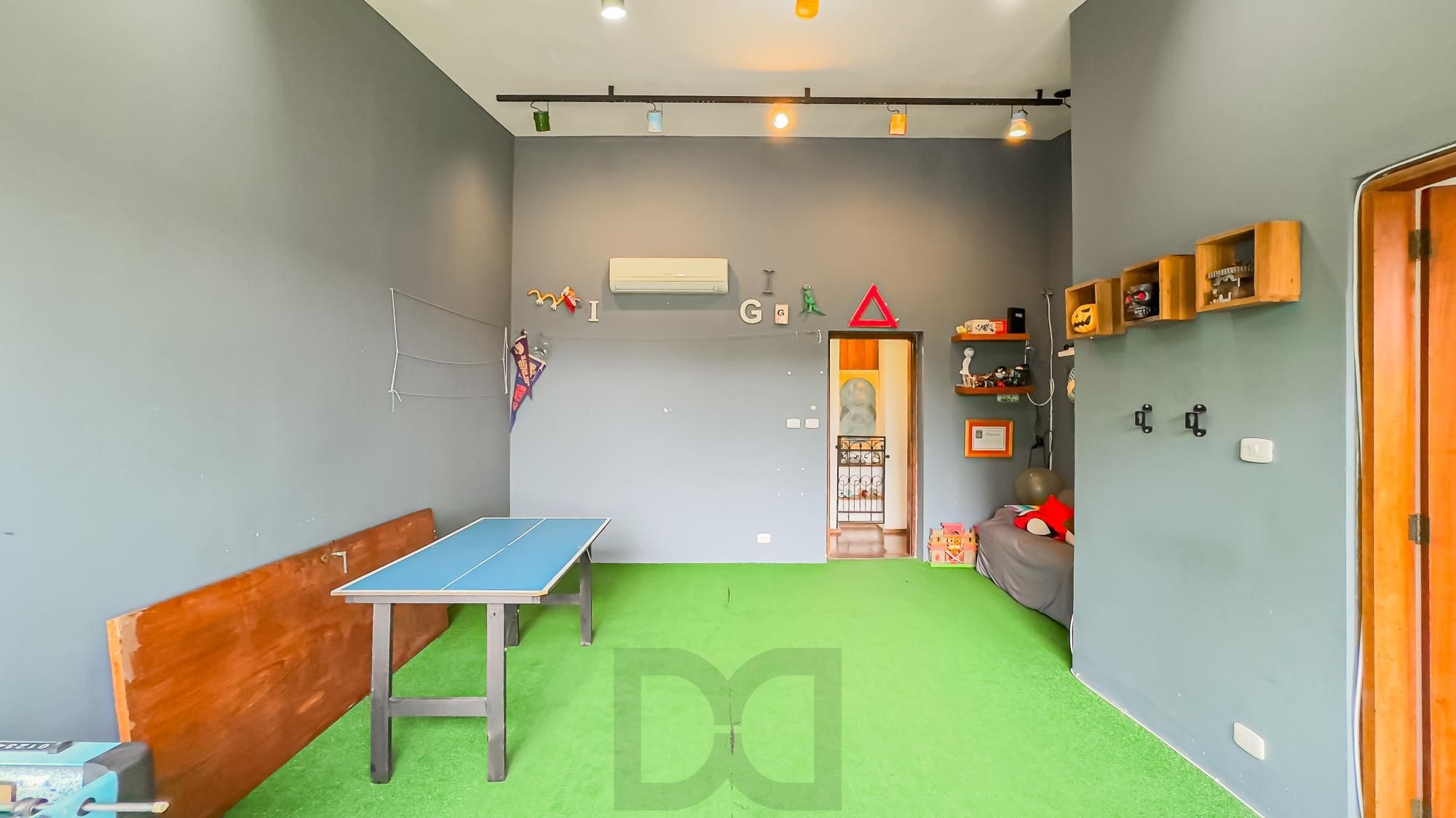 Casa com 3 quartos e 313m² à venda em Chácara das Pedras, Porto Alegre. Rua Joao Paetzel, Chácara Das Pedras, Porto Alegre — foto 46