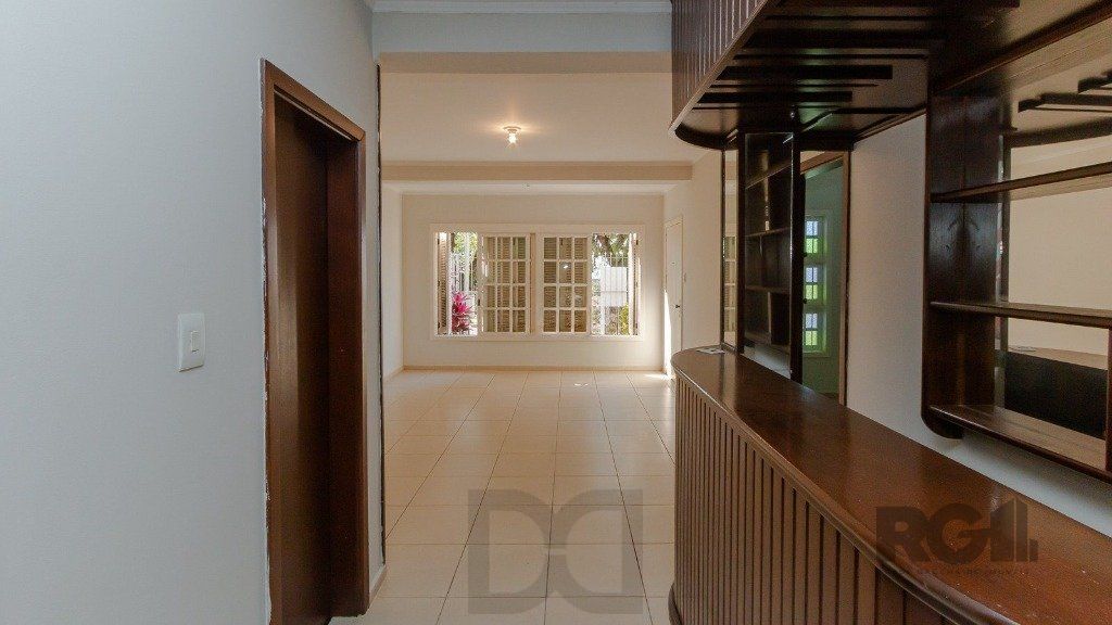 Casa com 4 dormitórios, 4 vagas no bairro Vila Jardim — foto 5