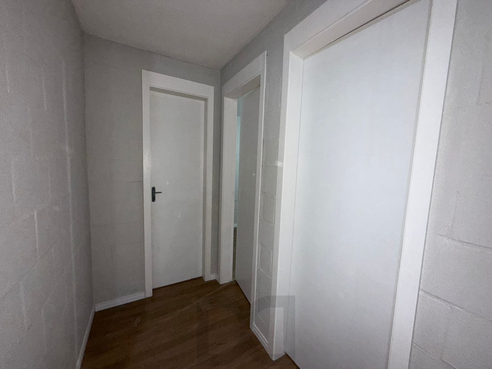 Apartamento de 43m² com 1 dormitórios no Bairro Vila Nova - Porto Alegre — foto 2