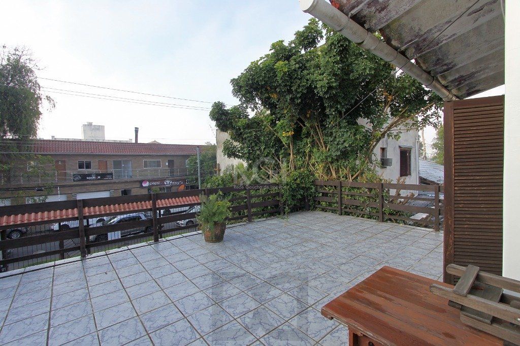Casa para Locação/Aluguel - 240m², 4 dormitórios, 6 vagas - Nonoai — foto 18