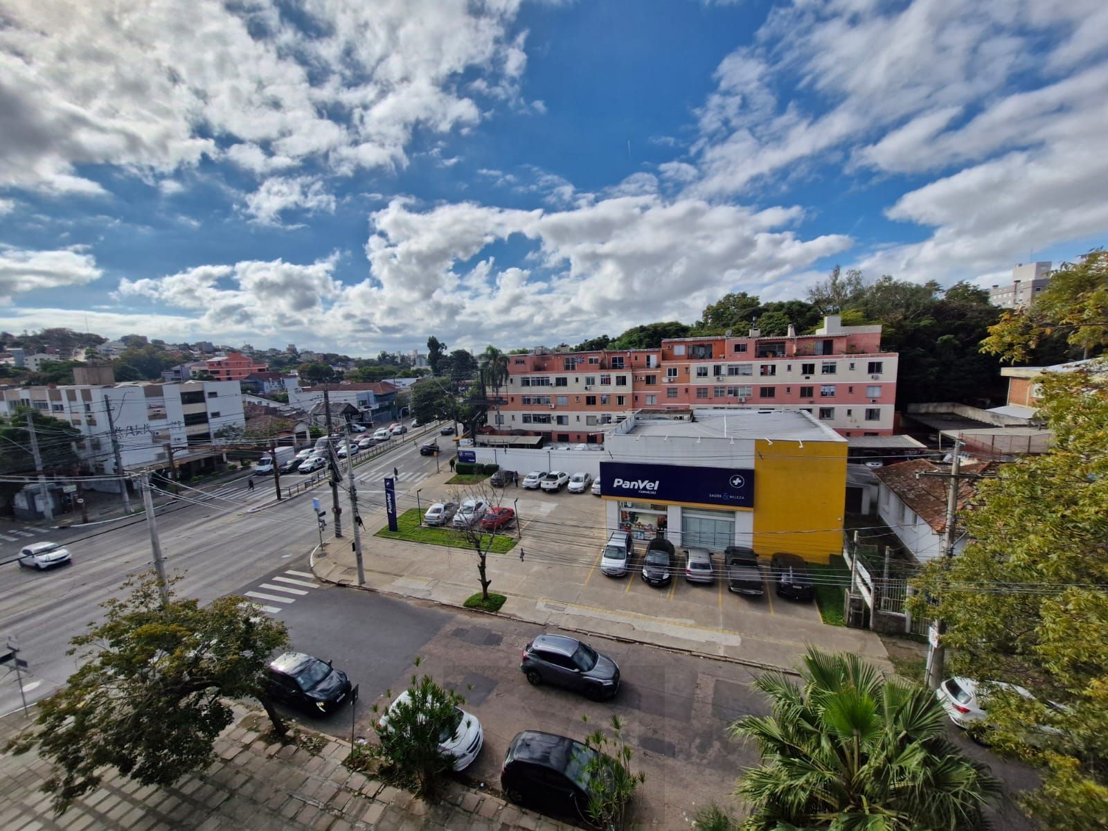 Sala comercial em prédio com elevador, no bairro Teresópolis. — foto 3