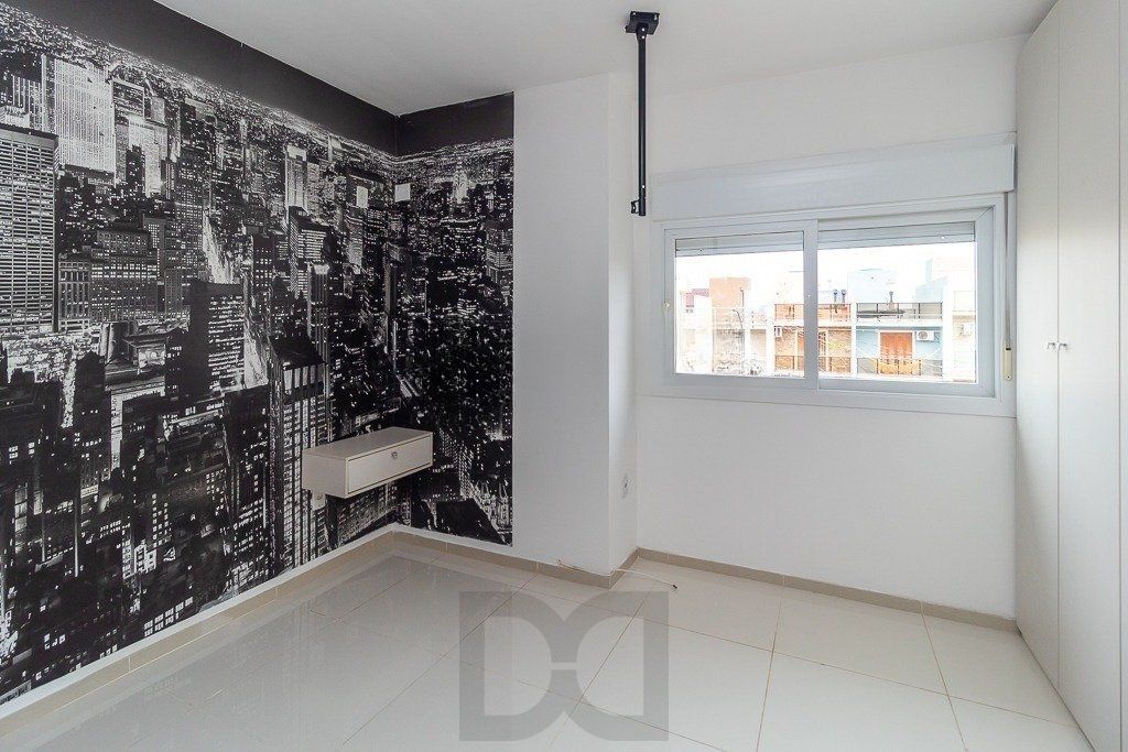 Casa de 2 dormitórios no Bairro Guarujá - Porto Alegre — foto 11