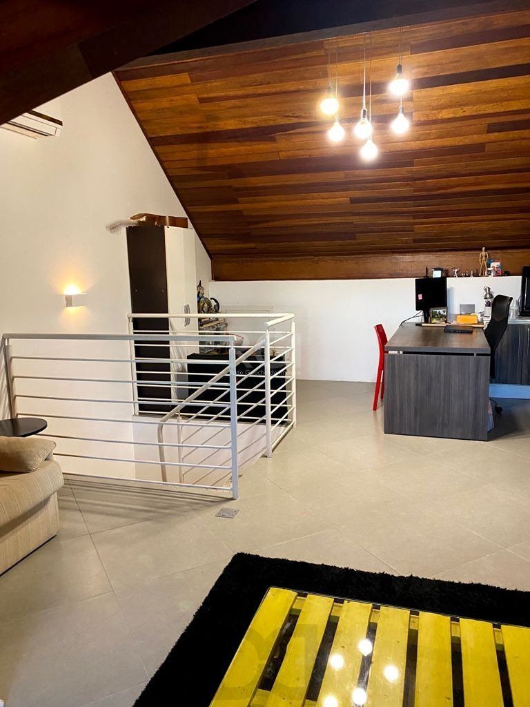 Casa Condomínio de 3 dormitórios, sendo 1 suites, 3 vagas - Tristeza — foto 25